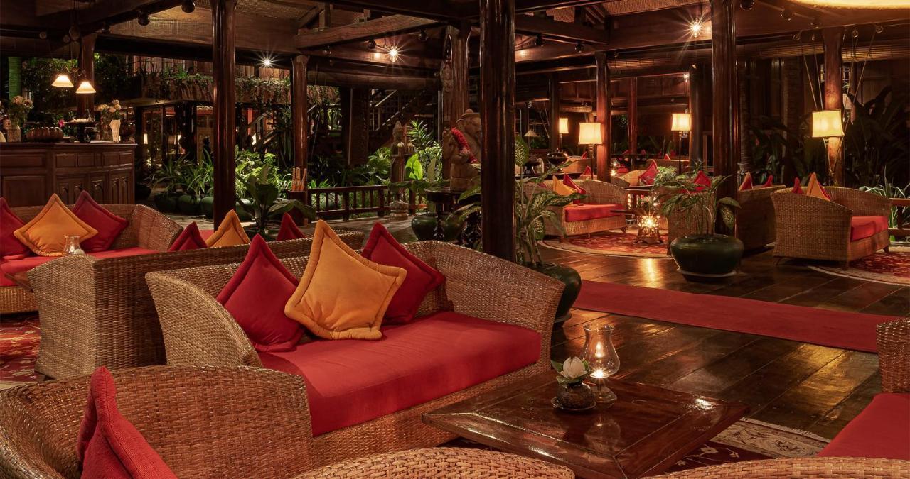 Angkor Village Hotel - Small Luxury Hotels Of The World Siem Reap Dış mekan fotoğraf The lobby at the Royal Thai Suite
