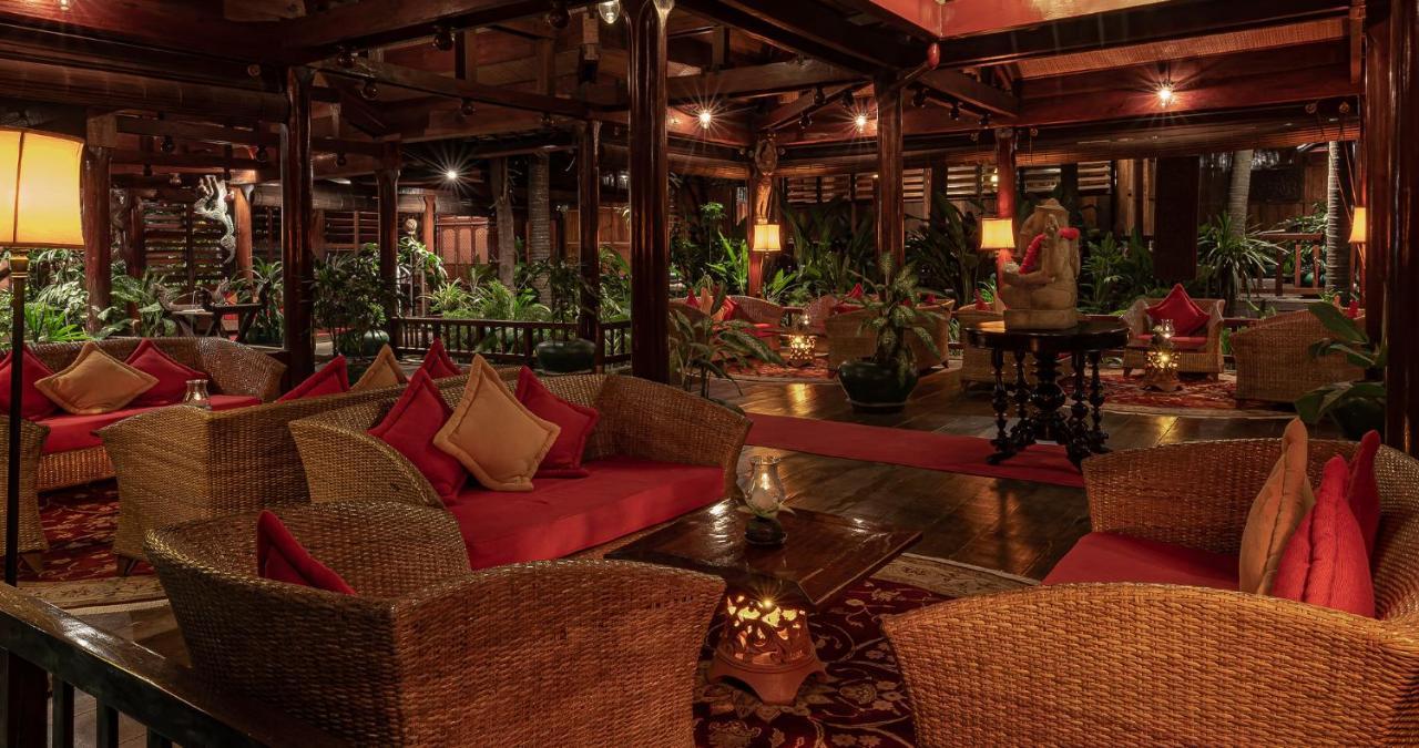 Angkor Village Hotel - Small Luxury Hotels Of The World Siem Reap Dış mekan fotoğraf The lobby of the Taj Bengal