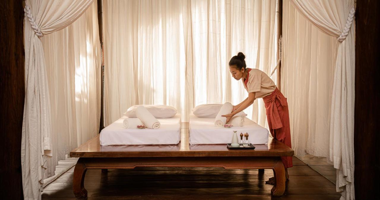 Angkor Village Hotel - Small Luxury Hotels Of The World Siem Reap Dış mekan fotoğraf Thai massage